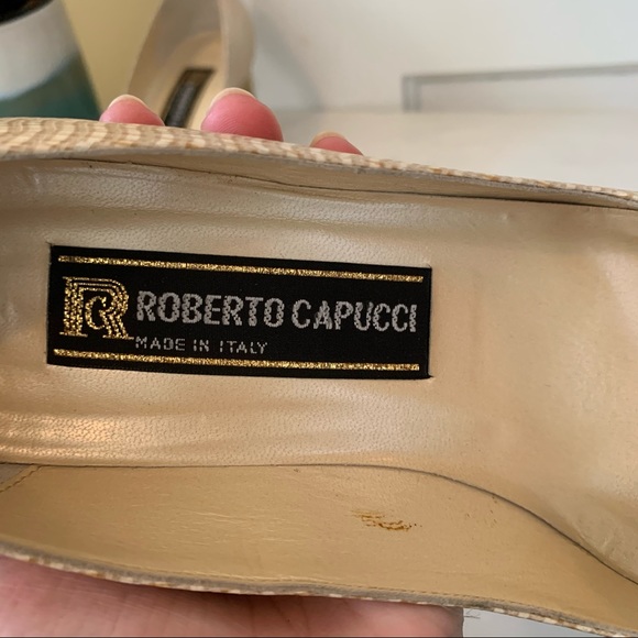 Roberto Capucci Vintage cream leather kitten heels - Picture 6 of 7